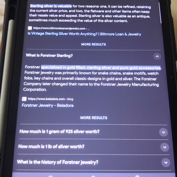 Sterling Silver Vintage Locket - Picture 6 of 6